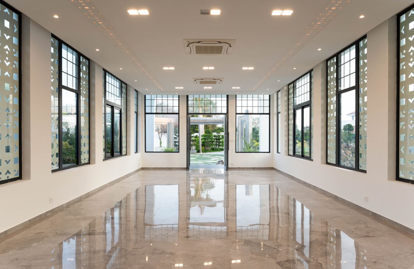 Ritam banquet hall interior