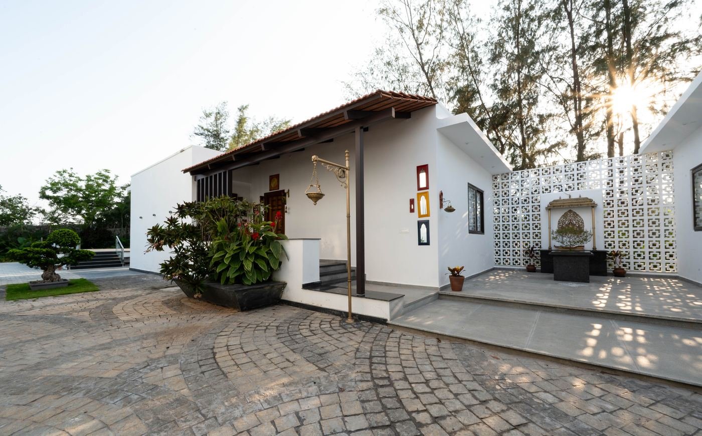 Cottage porch and paving